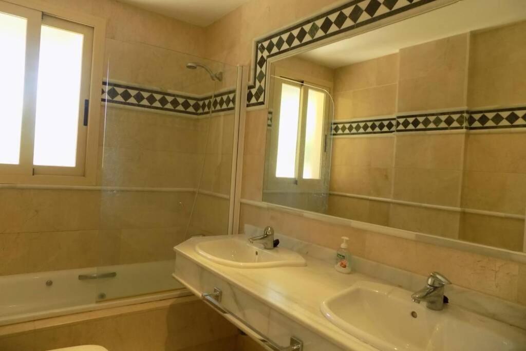 Fuente Aloha Apartment Marbellac Extérieur photo